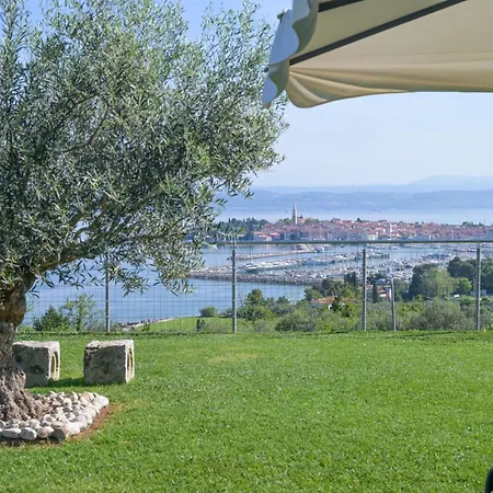 Lägenhet Apartma Bellavista *